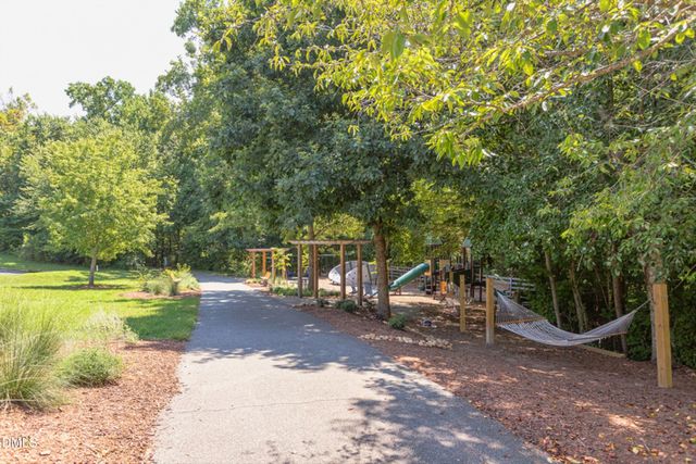 204 Greenview Drive, Chapel Hill, NC 27516