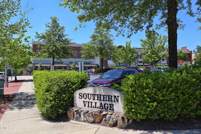 204 Greenview Drive, Chapel Hill, NC 27516