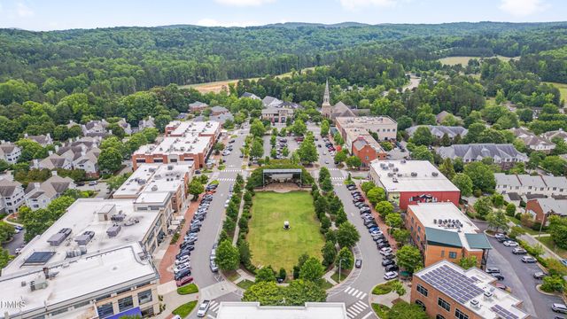 204 Greenview Drive, Chapel Hill, NC 27516