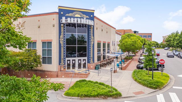 204 Greenview Drive, Chapel Hill, NC 27516