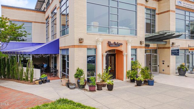 204 Greenview Drive, Chapel Hill, NC 27516