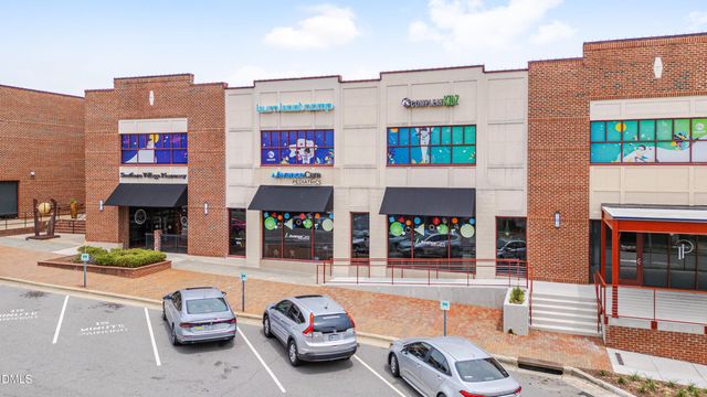 204 Greenview Drive, Chapel Hill, NC 27516