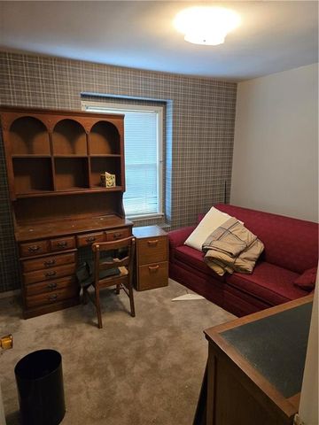 9724 Slater Lane, Overland Park, KS 66212