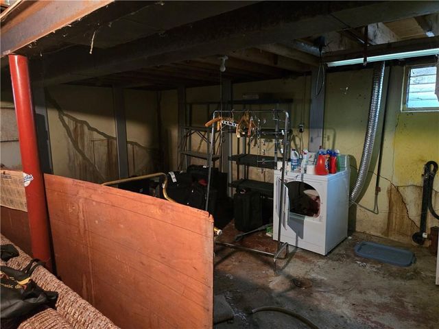 9724 Slater Lane, Overland Park, KS 66212