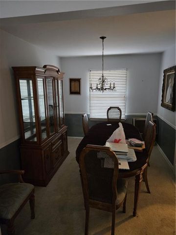 9724 Slater Lane, Overland Park, KS 66212