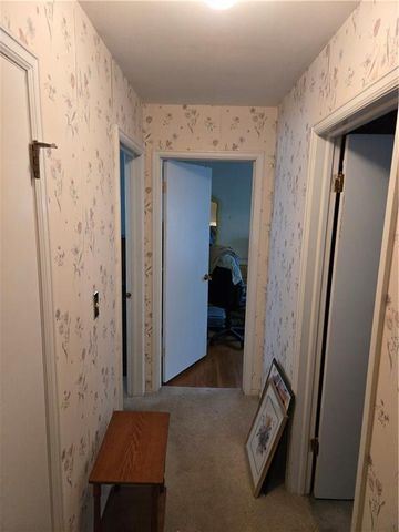 9724 Slater Lane, Overland Park, KS 66212