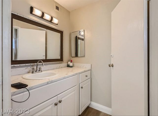 2080 Karen Avenue 34, Las Vegas, NV 89169