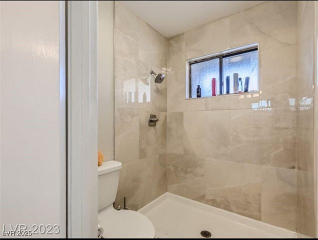 2080 Karen Avenue 34, Las Vegas, NV 89169