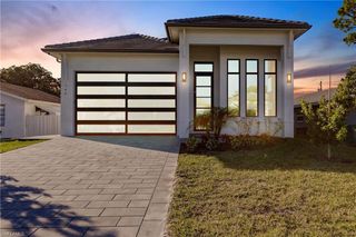 748 110th AVE N, Naples, FL 34108