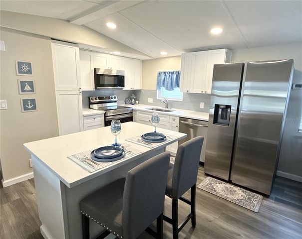 217 MOUNT PINEY AVENUE NE 286, St Petersburg, FL 33702