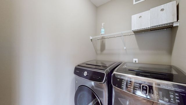 5016 Lady Thatcher Dr, Murfreesboro, TN 37129