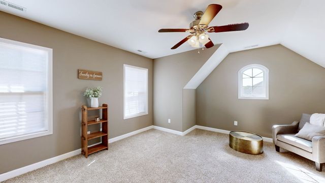 5016 Lady Thatcher Dr, Murfreesboro, TN 37129