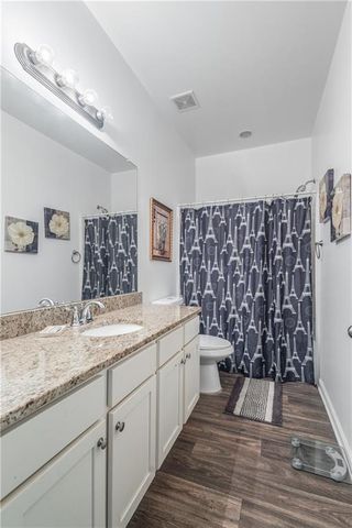 21 Sunny Point, Newnan, GA 30263