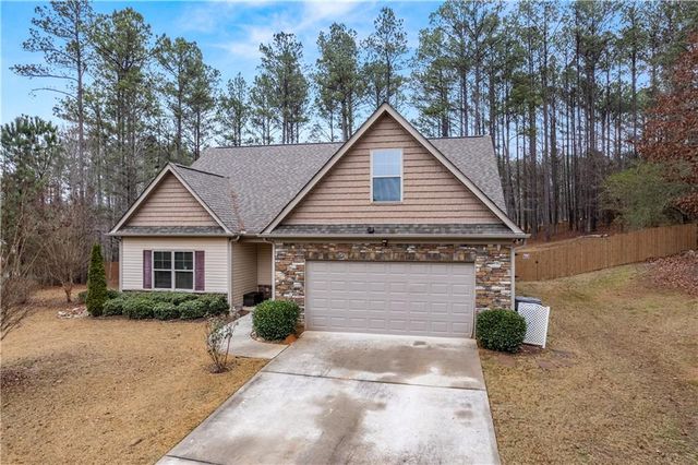 21 Sunny Point, Newnan, GA 30263