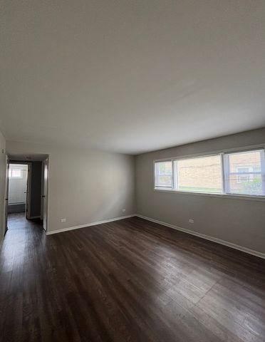 2114 135th Place 2, Blue Island, IL 60406