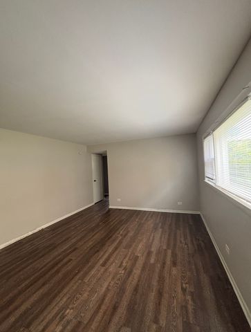 2114 135th Place 2, Blue Island, IL 60406