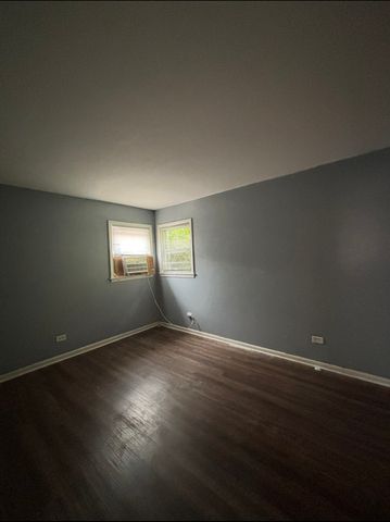 2114 135th Place 2, Blue Island, IL 60406