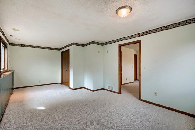 5887 144th Street W, Apple Valley, MN 55124