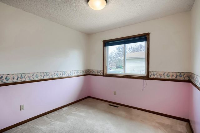 5887 144th Street W, Apple Valley, MN 55124