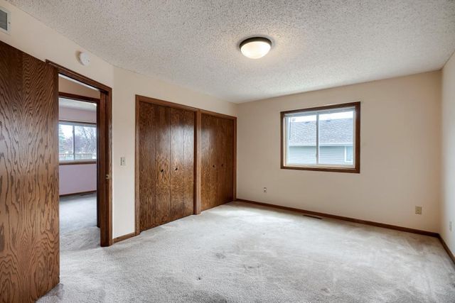 5887 144th Street W, Apple Valley, MN 55124