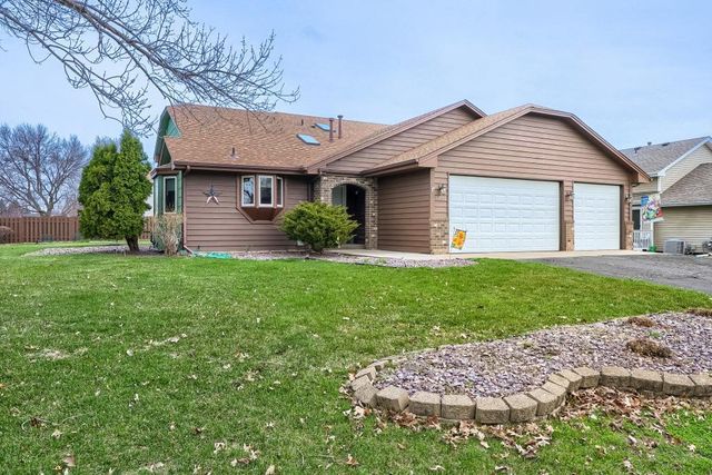 5887 144th Street W, Apple Valley, MN 55124