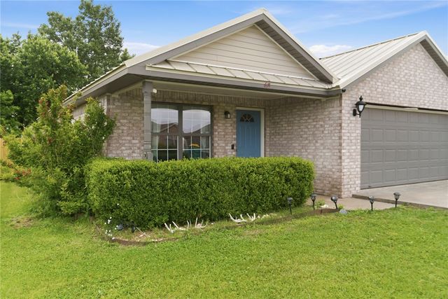 674 Olivia Lane, Centerton, AR 72719