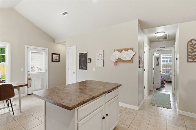 674 Olivia Lane, Centerton, AR 72719