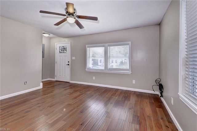 1247 29th ST, Newport News, VA 23607