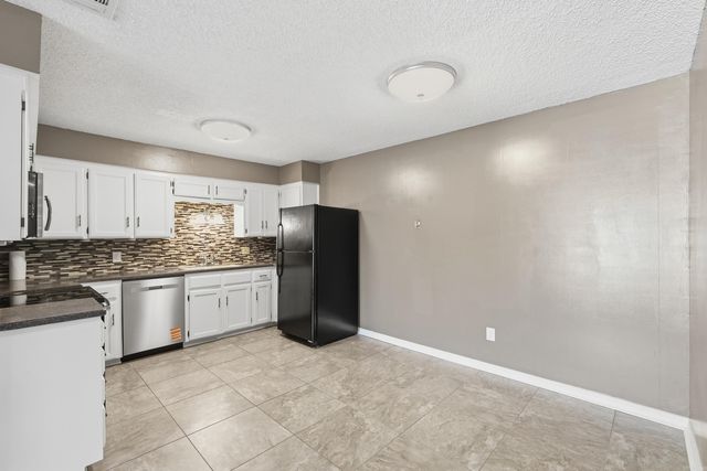 1005 S German Ln Apt 46, Conway, AR 72034