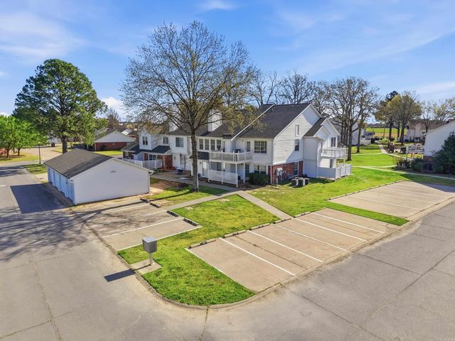 1005 S German Ln Apt 46, Conway, AR 72034