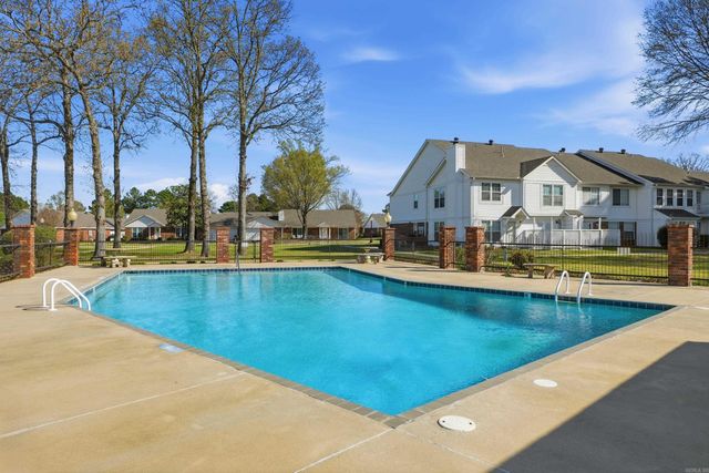 1005 S German Ln Apt 46, Conway, AR 72034