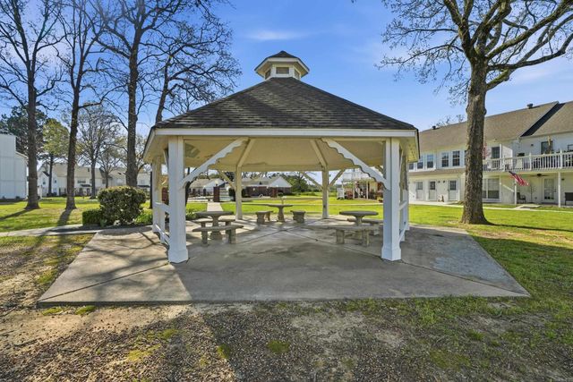 1005 S German Ln Apt 46, Conway, AR 72034