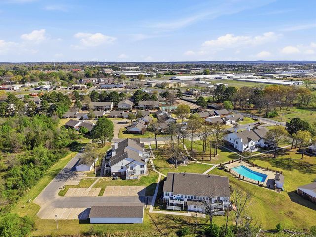 1005 S German Ln Apt 46, Conway, AR 72034