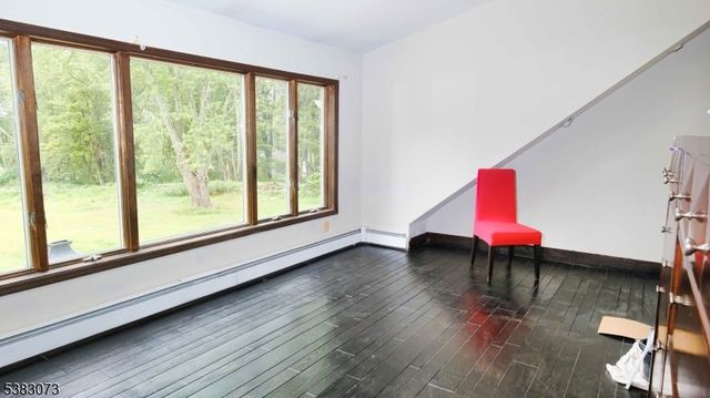 8 Ayers Rd, Sandyston Twp., NJ 07827