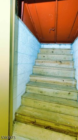 8 Ayers Rd, Sandyston Twp., NJ 07827