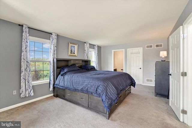 558 MONARCH DR, York, PA 17403