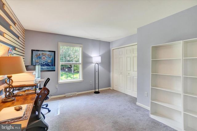 558 MONARCH DR, York, PA 17403