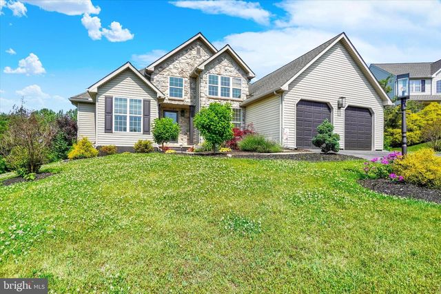 558 MONARCH DR, York, PA 17403
