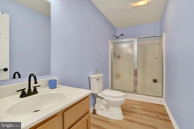 558 MONARCH DR, York, PA 17403