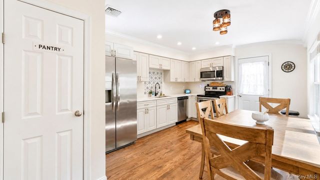 19 Hawthorne Road, Rocky Point, NY 11778