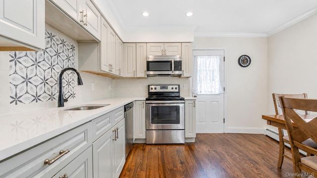 19 Hawthorne Road, Rocky Point, NY 11778