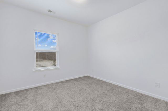 350 Canonbury Dr, Lebanon, TN 37087