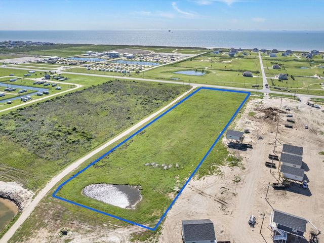 667 Highway 87, Port Bolivar, TX 77650