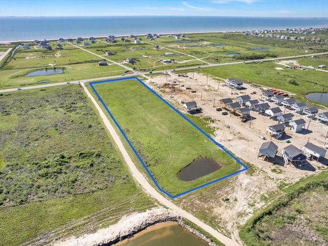 667 Highway 87, Port Bolivar, TX 77650