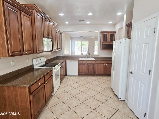 4762 E LARK Street, Gilbert, AZ 85297