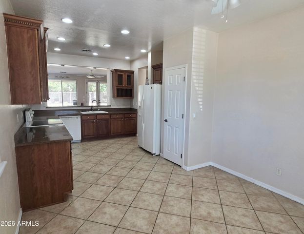 4762 E LARK Street, Gilbert, AZ 85297