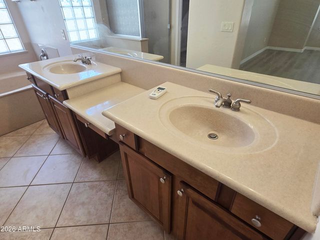 4762 E LARK Street, Gilbert, AZ 85297