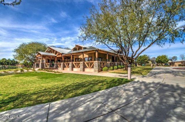 4762 E LARK Street, Gilbert, AZ 85297