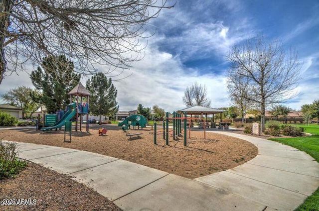 4762 E LARK Street, Gilbert, AZ 85297