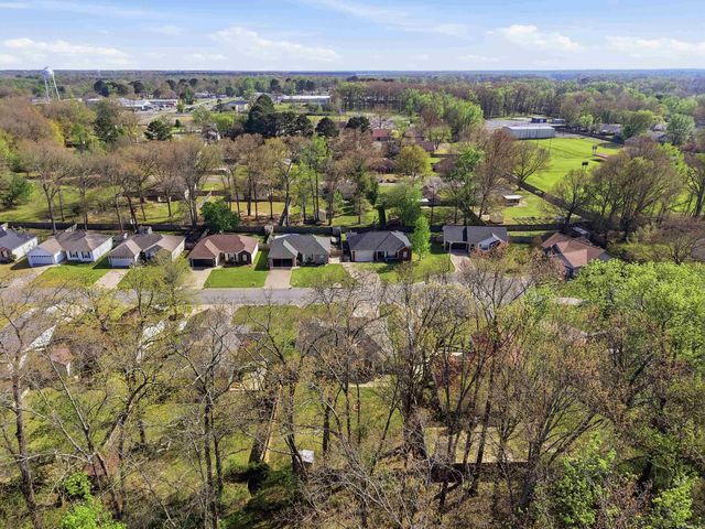 212 Rodney Guthrie Drive, Cabot, AR 72023